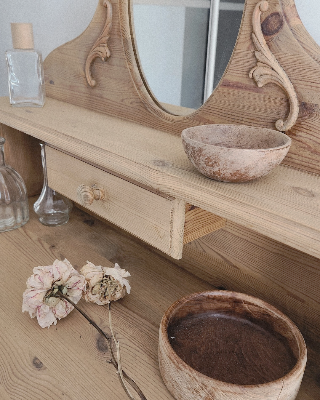 LA COIFFEUSE ANCIENNE N°26 {RÉSERVÉE}