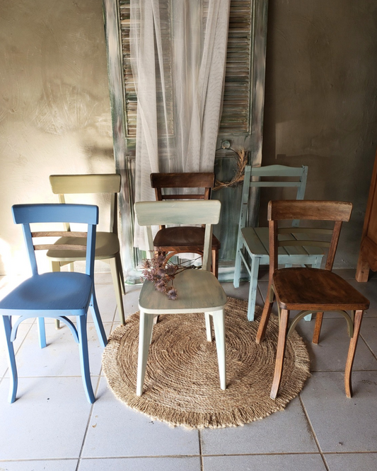 .  LOT 6 CHAISES VINTAGE DÉPAREILLÉES