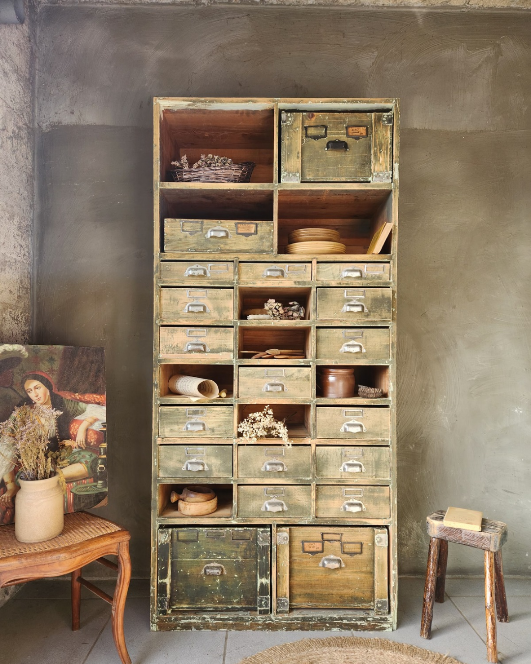 LE MEUBLE DE QUINCAILLERIE