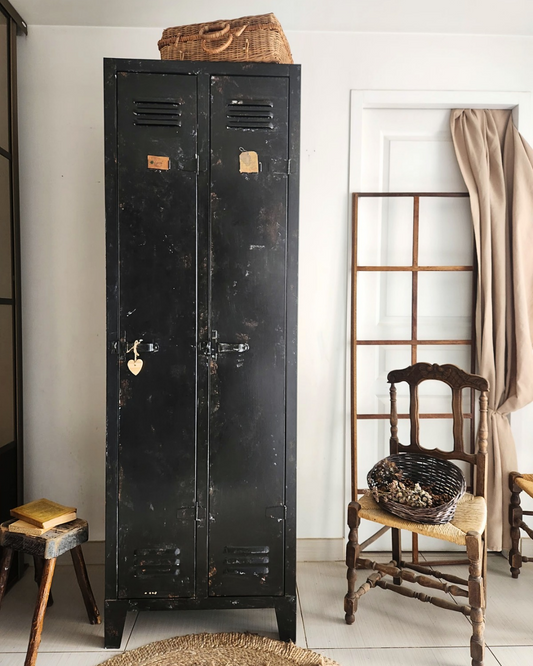 LE VESTIAIRE 🖤